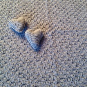 Babyteppe m vognpynt