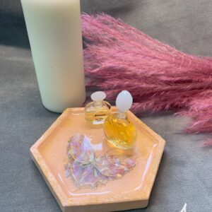 Elegant Epoxy Fat med Holografisk Sommerfugl-aksent