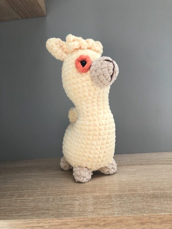 Lama heklet kosedyr - Bilde 2