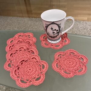 Heklet glassbrikke