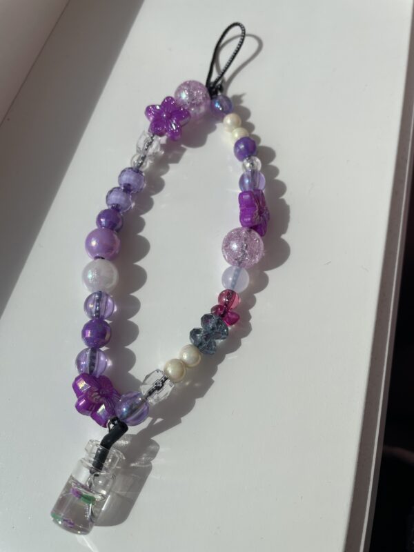 Phone charm lilla (til å henge på telefonen)💜