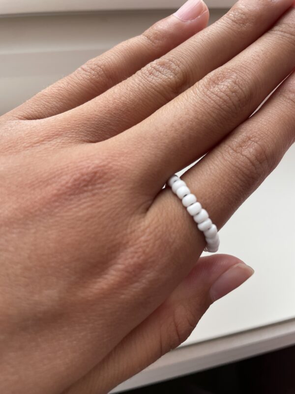 Hvit sea beads ring🤍