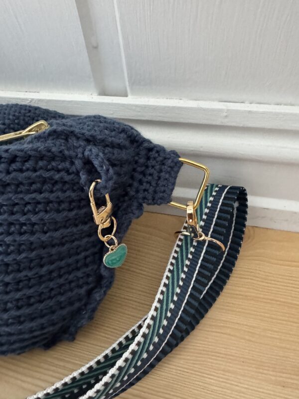 B) Crossbody/ Rumpetaske - Bilde 3