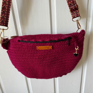 B) Crossbody/Rumpetaske