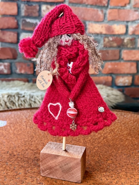 Strikkeoppskrift nisse