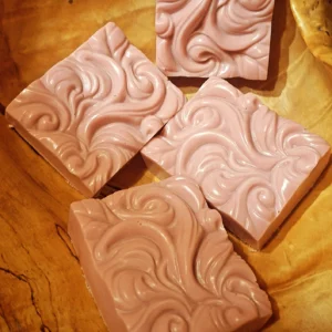 Såper med roseolje og ekte norsk honning