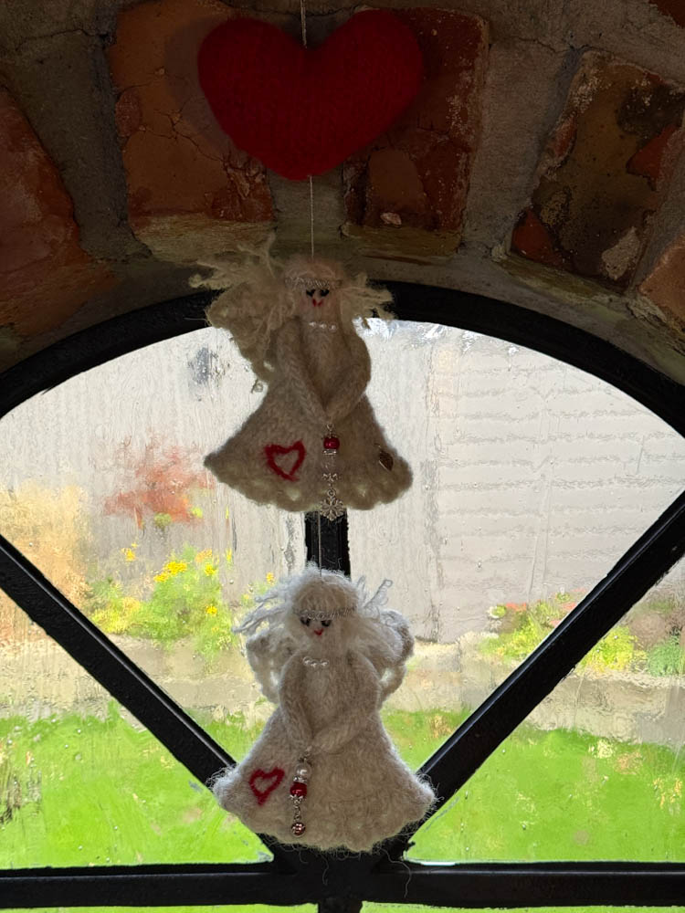 Strikkeoppskrift på tova engler - Bilde 2