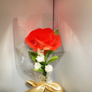 Evigvarende Rose av krepp-papir