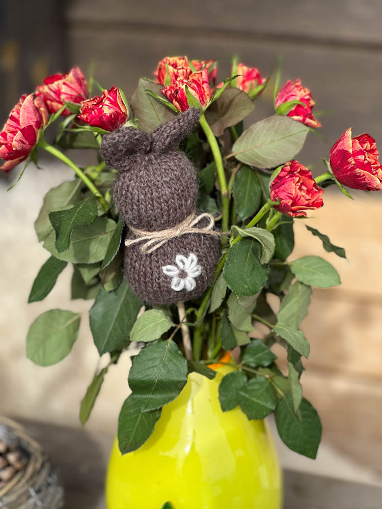 Strikkeoppskrift påskehare