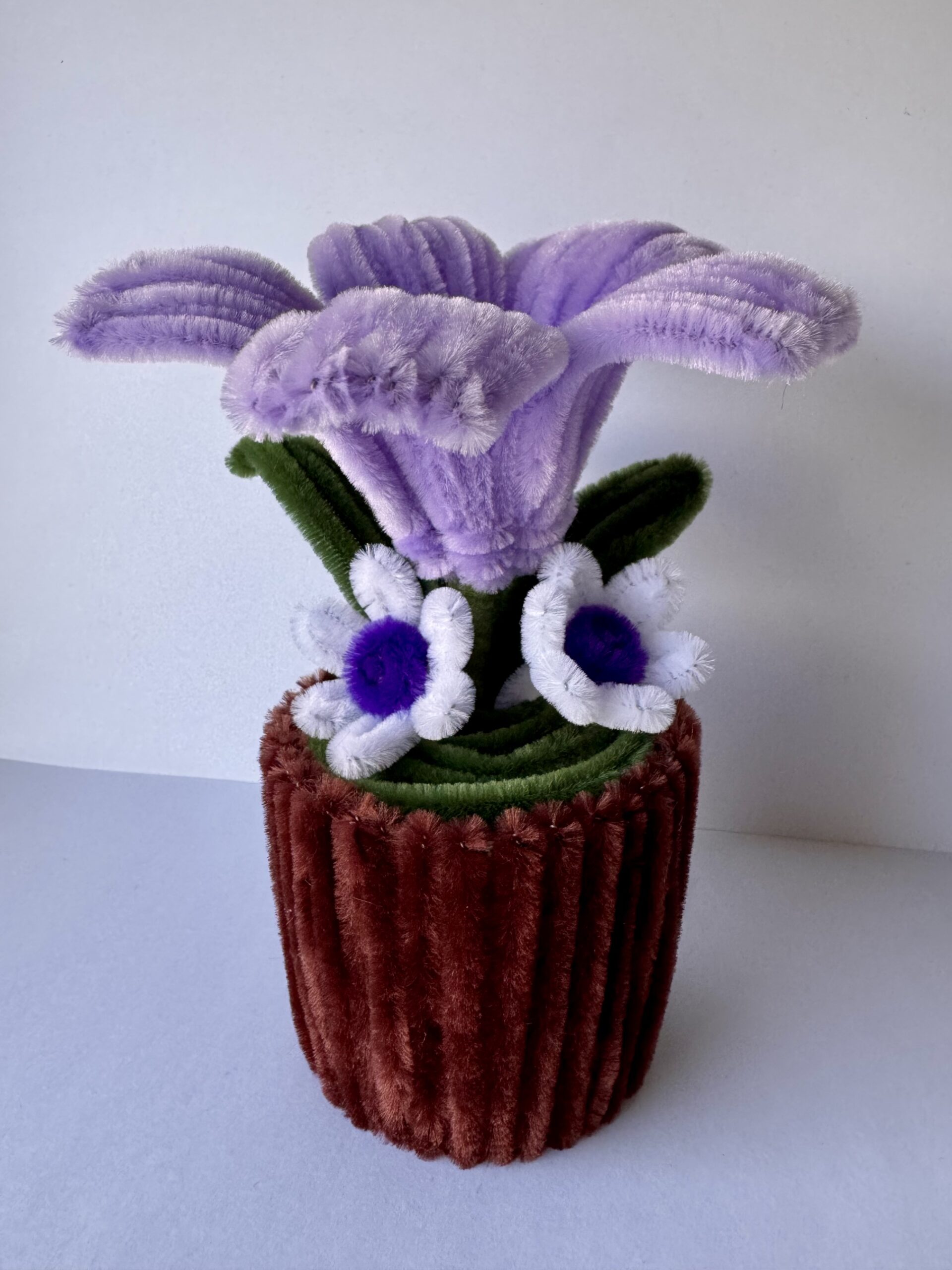 Blomsterdekorasjon- Lilla 💜 - Bilde 2