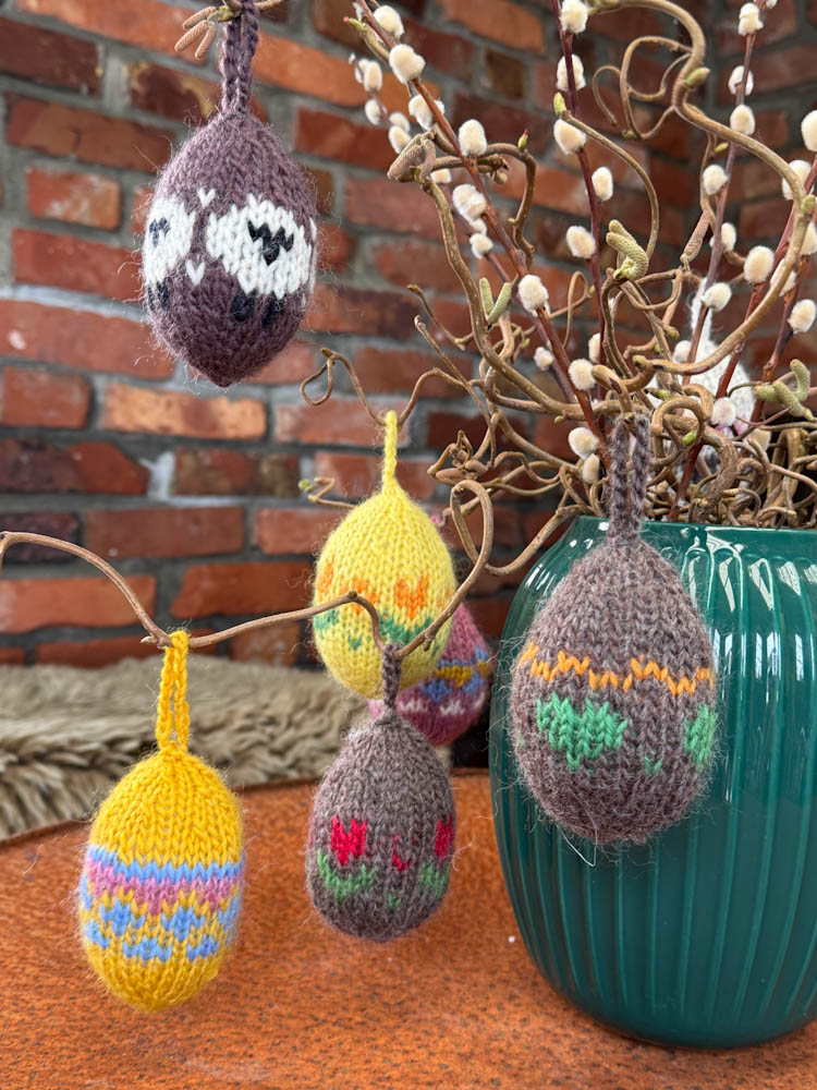 Strikkeoppskrift påskeegg