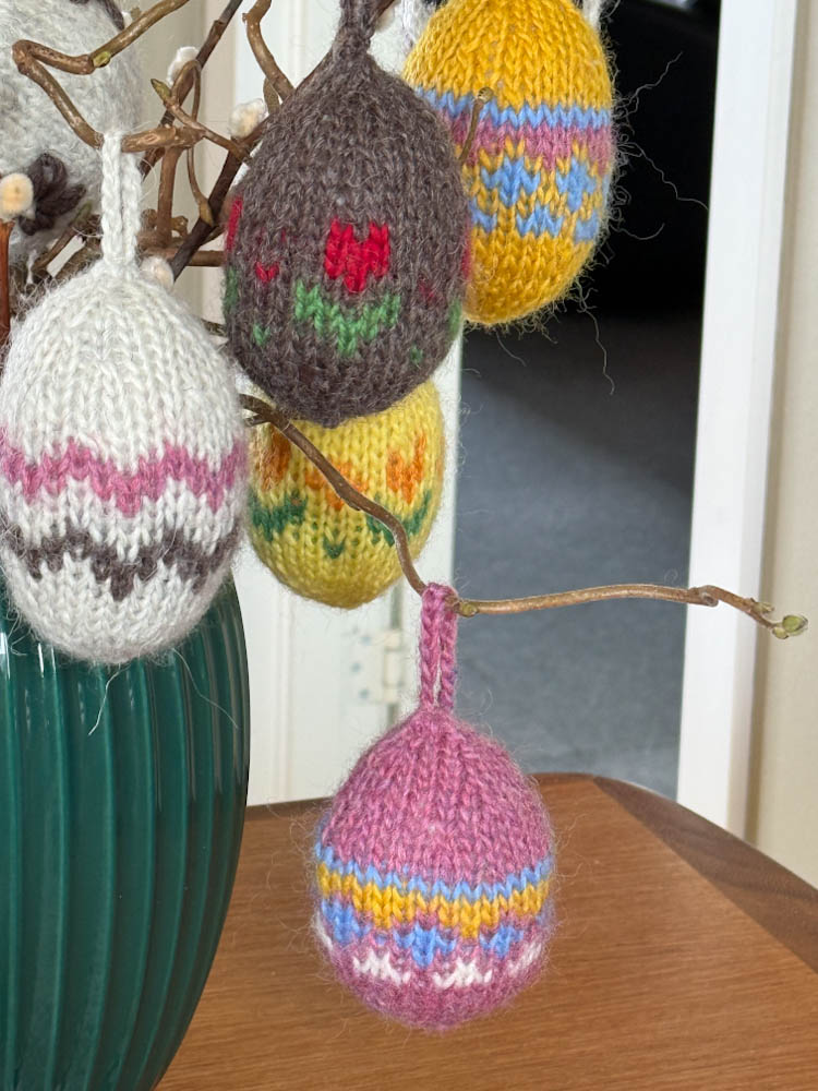 Strikkeoppskrift påskeegg
