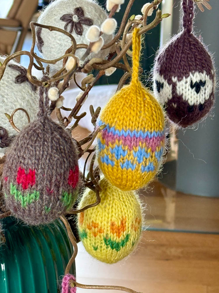 Strikkeoppskrift påskeegg