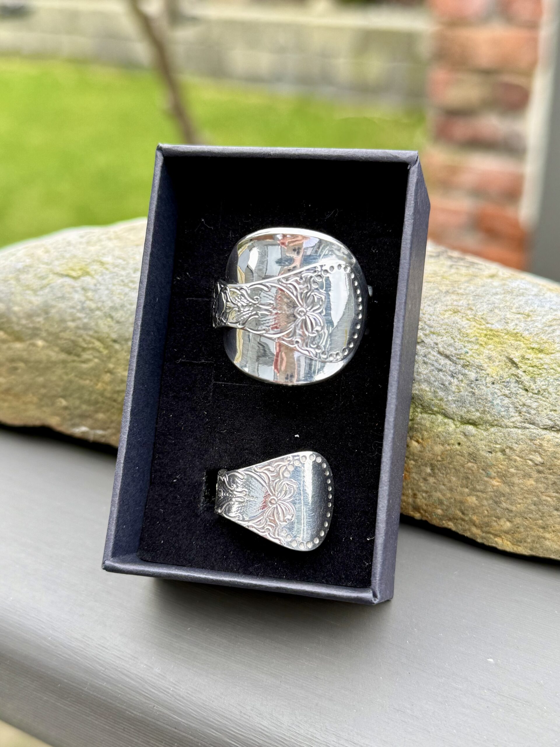 Skjerfring av sølvskje