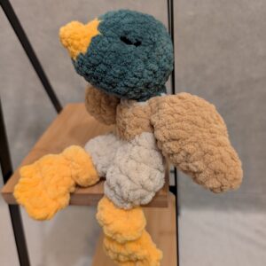 Knotted duck lovey